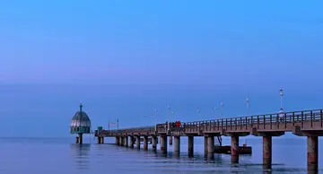 Die Tauchgondel in Sellin: Ein Abenteuer unter dem Ostsee-Horizont!