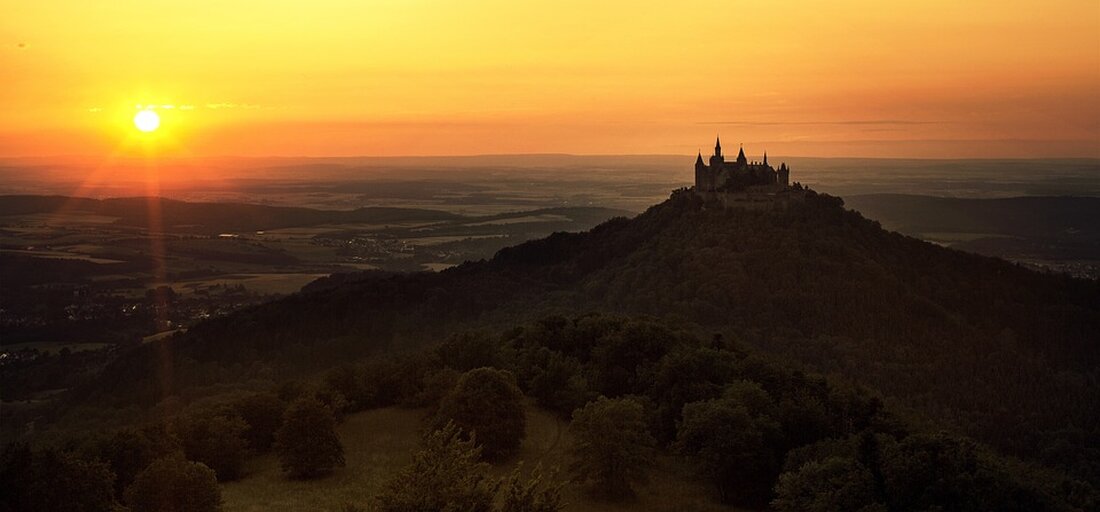Entdecken Sie die Vielfalt Baden-Württembergs: Von malerischen Städten über kulinarische Highlights bis hin zu atemberaubender Natur und kulturellen Schätzen.