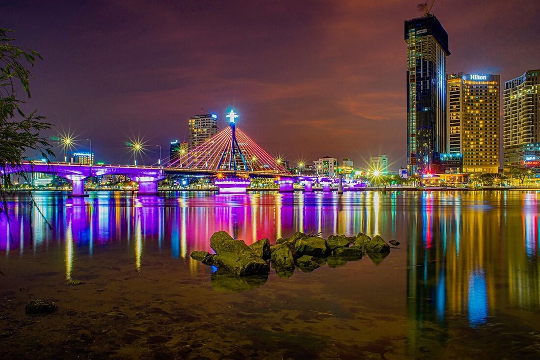 Das Da Nang Museum kombiniert Tradition und KI-Technologie, um Touristen ein interaktives Erlebnis zu bieten. Erfahren Sie mehr über digitale Innovationen im Tourismus.