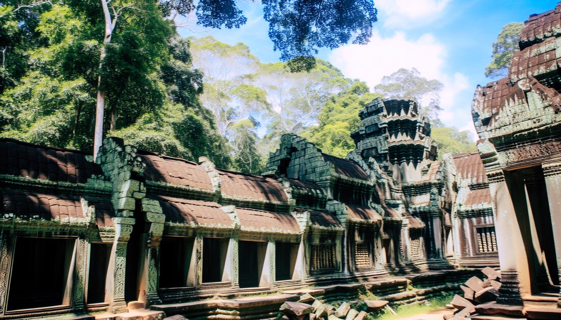 Entdecken Sie die antiken Tempel von Angkor Wat: beeindruckende Architektur, Tipps für Erkundungen und kulinarische Höhepunkte.
