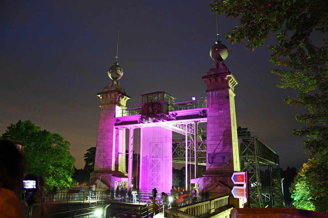 Erleben Sie die Extraschicht 2025 im Ruhrgebiet: 35 Spielorte, Kunst, Musik und Lichtinstallationen am 28. Juni von 18 bis 2 Uhr.