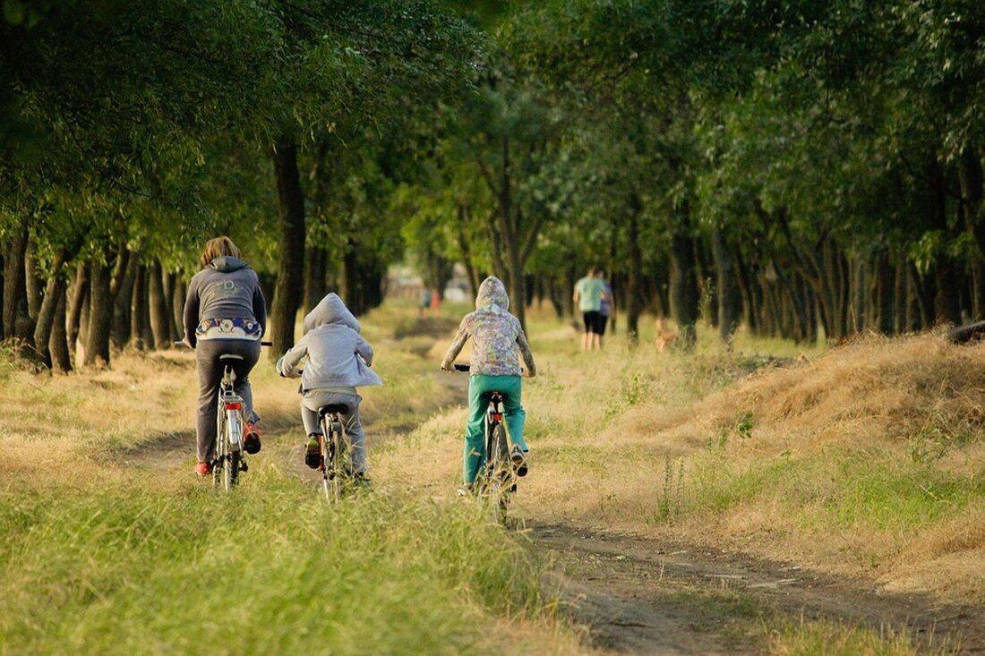 Entdecken Sie kinderfreundliche Hotels auf Kreta für den perfekten Familienurlaub. Aktivitäten, Tipps und Empfehlungen warten auf Sie!