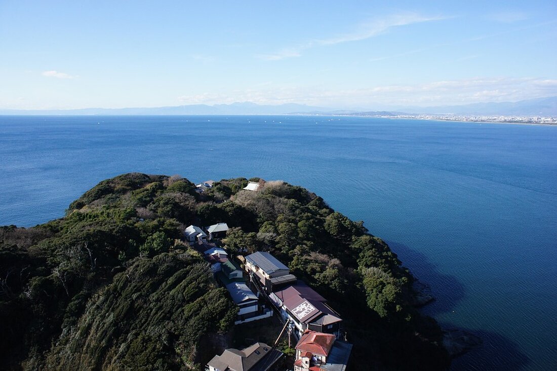 Fujisawa verzeichnet erstmals über 20 Millionen Touristen. Enoshima bleibt beliebtes Ziel, doch infrastrukturelle Herausforderungen steigen.