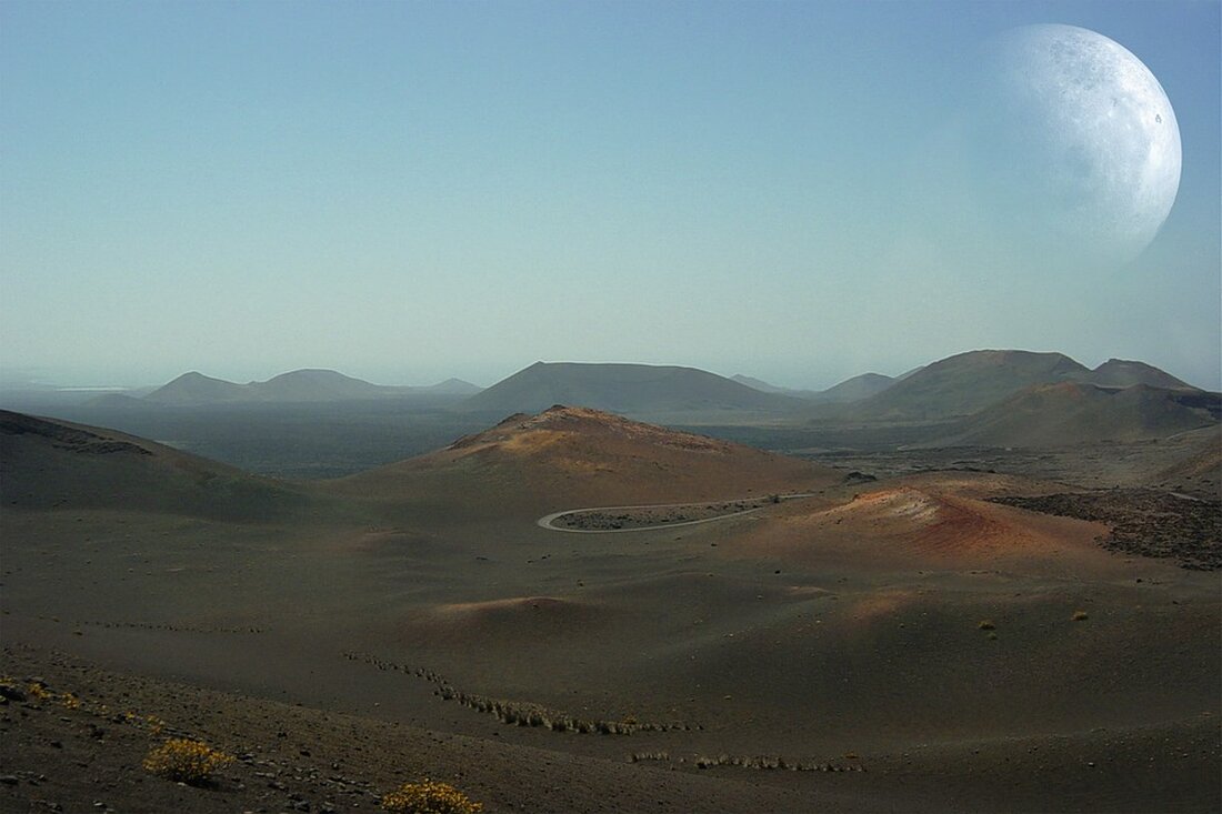 Urlauber auf Lanzarote kämpfen um Poolliegen. Eine TikTok-Dokumentation zeigt den "Handtuch-Krieg" – Chaos und Warteschlangen.