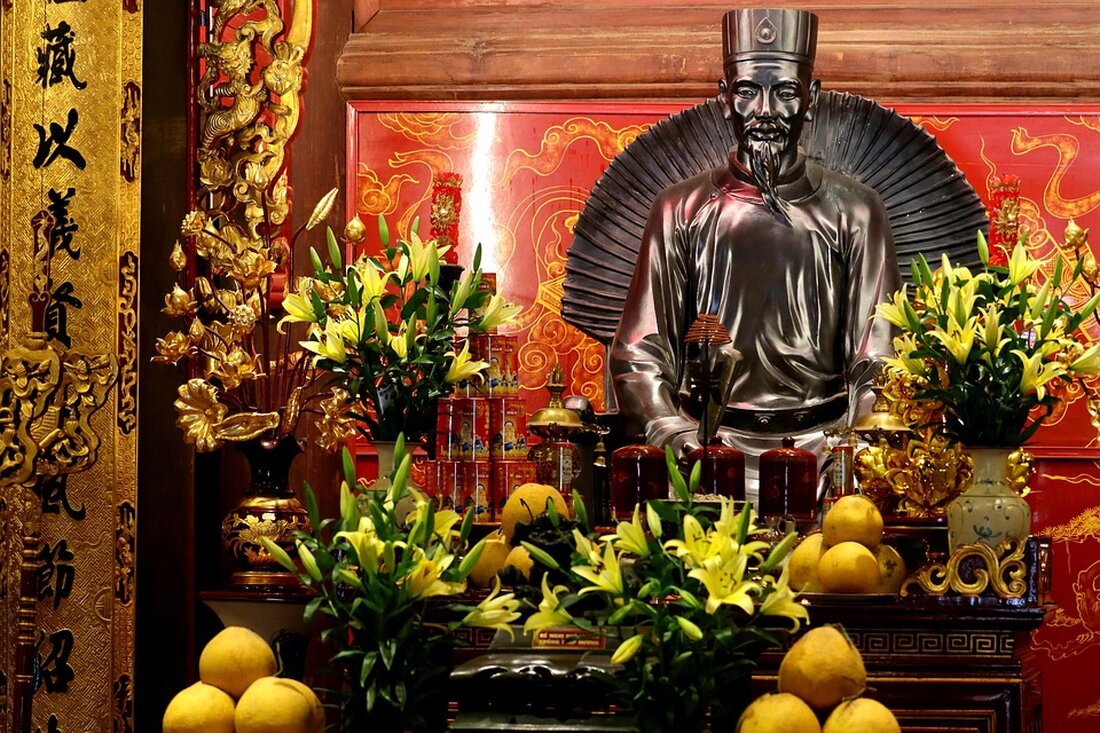 Entdecken Sie die neuen Kreuzfahrt-Routen 2026 mit Mein Schiff: Frühbucher-Angebote, klassische Fahrtgebiete und exotische Ziele.