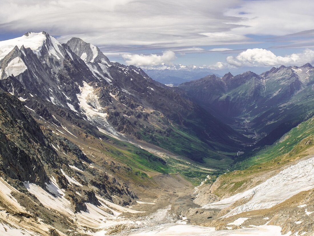 Nach einem zerstörerischen Bergsturz öffnet das Lötschental für Touristen. Die Region kämpft um Gäste und kreative Lösungen für den Hotelmangel.