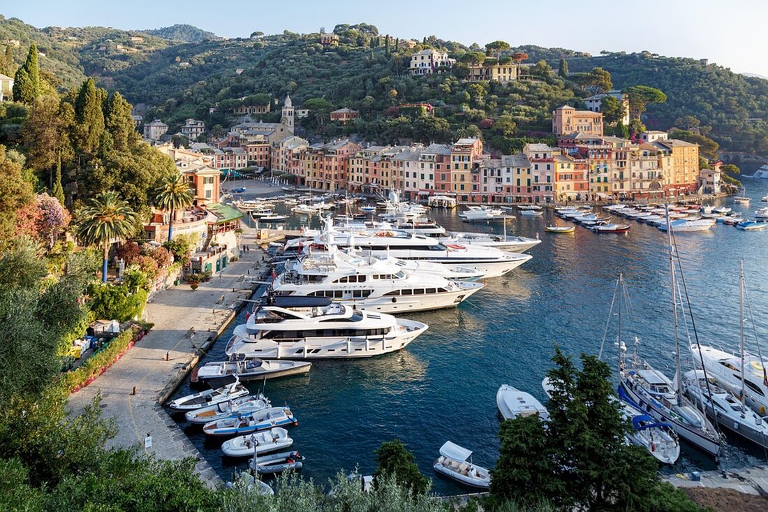 Regent Seven Seas Cruises präsentiert am 28. Mai 2025 neue Suiten-Kategorien für das Luxus-Schiff Seven Seas Prestige. Erfahren Sie mehr!