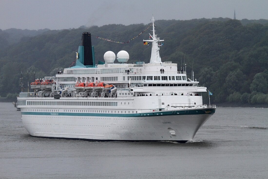 Die "MS Amadea" beginnt am 13. Mai 2025 ihre Norwegenreise ab Bremerhaven mit spannenden Routen zu Fjorden und Küsten.