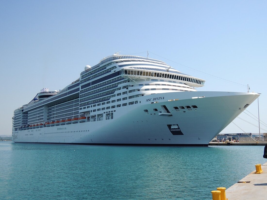 MSC Fantasia kann wegen technischer Probleme Korfu nicht ansteuern. Updates zur Route und Bordaktivitäten für Gäste.