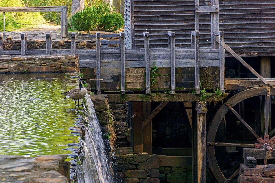 Margot Flügel-Anhalt, fast 70, reist über den Karakorum Highway zum Nanga Parbat und thematisiert Freiheit und Herausforderungen.