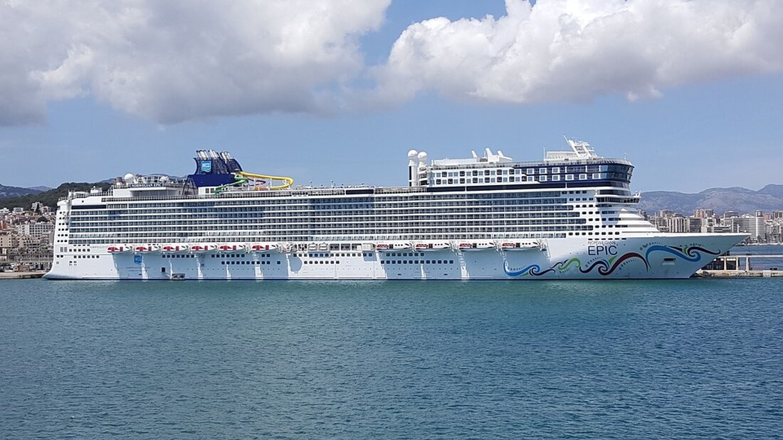 NCL bietet bis Anfang 2027 exklusive PEP-Tarife für Reisebüromitarbeiter an, die Kreuzfahrten ab 279 EUR ermöglichen.