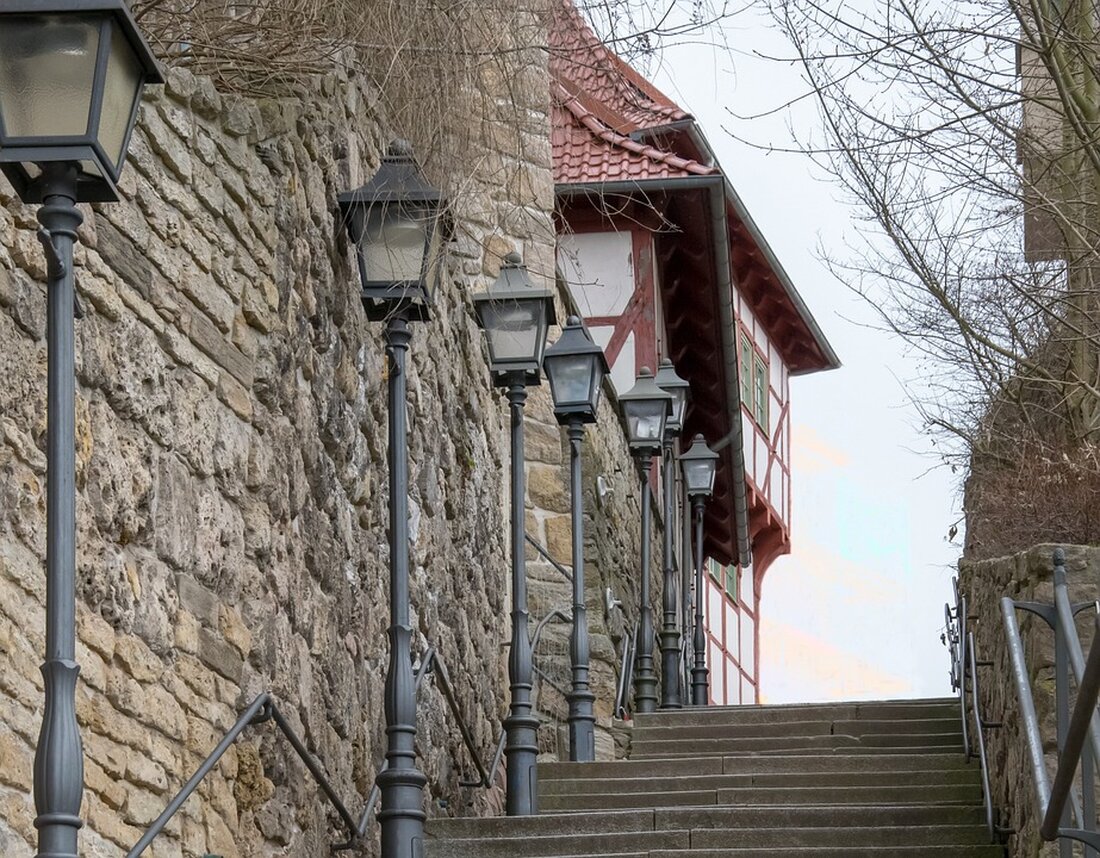 Entdecken Sie Nordhausen: von der historischen Altstadt über kulinarische Highlights bis zu unvergesslichen Naturerlebnissen. Ihr nächstes Reiseabenteuer wartet!