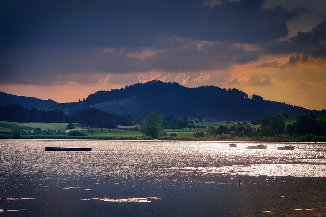 Entdecken Sie die Schönheit von Ostallgäu: malerische Landschaften, historische Schätze, kulinarische Highlights und unvergessliche Abenteuer warten auf Sie!