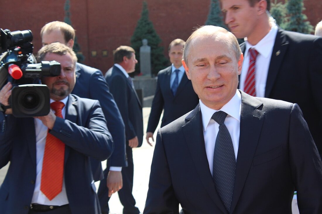 Wladimir Putin und Donald Trump boykottieren die Friedensgespräche in der Türkei. Selenskyj fordert direkte Verhandlungen.
