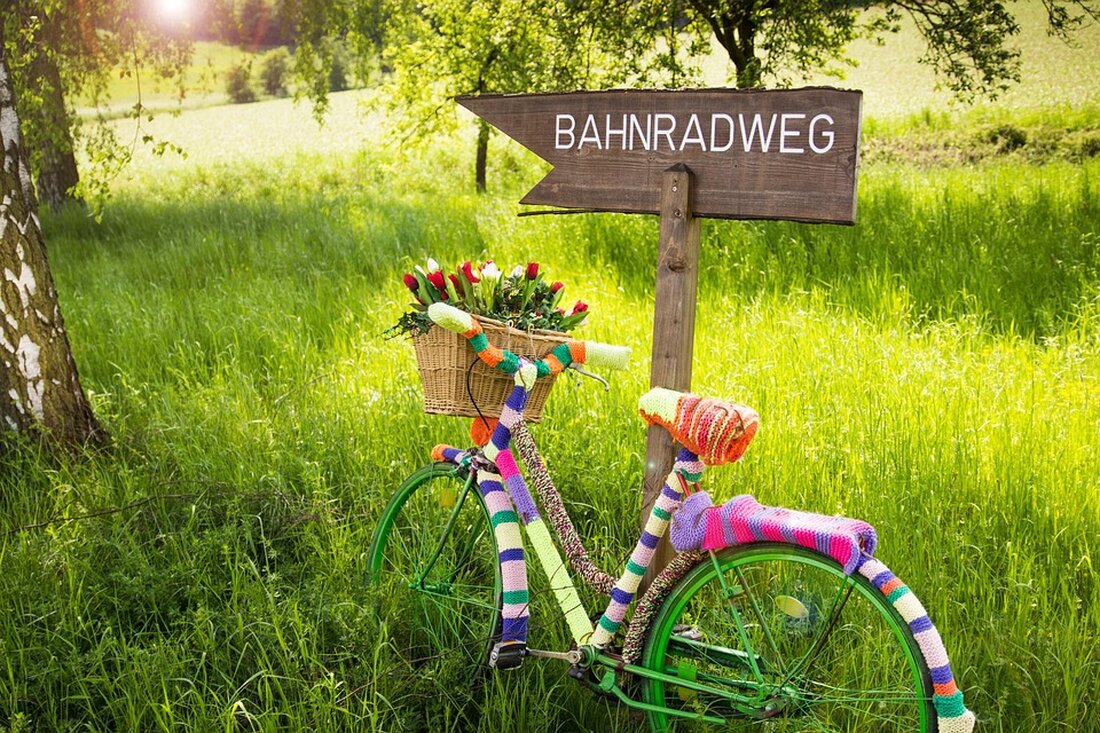 Deutschland fördert Radtourismus durch neue Radrouten und steigenden E-Bike-Verkauf. Entdecken Sie die Wossa-Radroute!