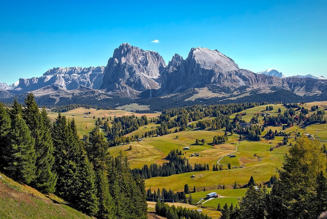 Südtirol verzeichnet 2024 Rekordzahlen im Tourismus. Erfahren Sie mehr über beliebte Ziele, Gästezusammensetzung und Trends.