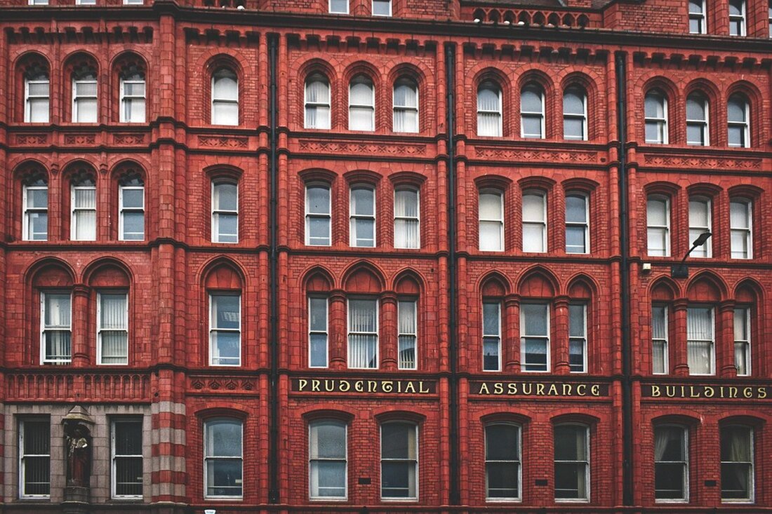 Erfahren Sie alles über das ultimative Elfmeterschießen in Liverpool und die Chance auf eine Malediven-Reise zu gewinnen!