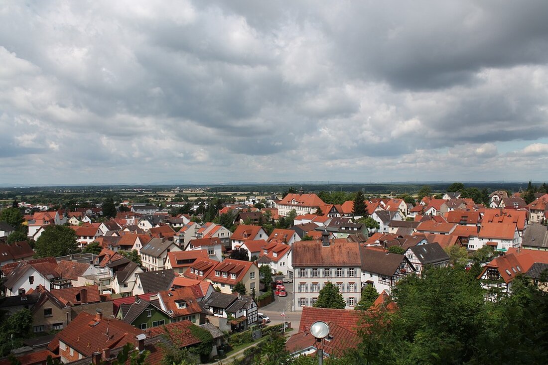 Entdecken Sie die besten Sehenswürdigkeiten in Bensheim Bensheim ist eine der ältesten Städte in Hessen, die vor allem für ihre historischen Gebäude und Sehenswürdigkeiten bekannt ist. Es gibt viel zu entdecken und zu erleben in Bensheim, und es ist ein Muss für jeden Besucher. In diesem Artikel werden wir einige der besten Sehenswürdigkeiten in Bensheim vorstellen und erklären, warum sie einen Besuch wert sind. Historische Gebäude und Denkmäler in Bensheim Eines der bekanntesten historischen Gebäude in Bensheim ist das Schloss Bensheim. Es wurde im 16. Jahrhundert erbaut und ist eines der ältesten und am besten erhaltenen Schlösser in ganz Deutschland. …