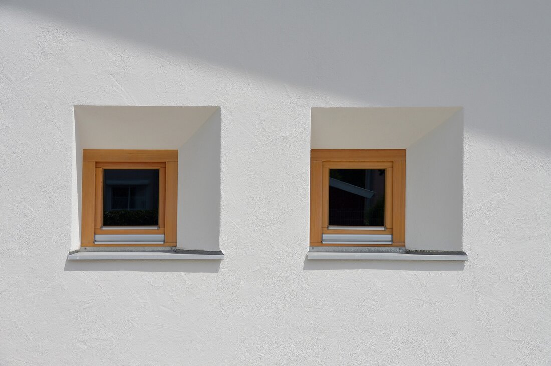 Willkommen in Sonthofen! Sonthofen ist eine wunderschöne Stadt im Allgäu, die mit ihren malerischen Landschaften, atemberaubenden Aussichten und einzigartigen Sehenswürdigkeiten begeistert. Ob Sie ein einheimischer Einwohner oder ein Tourist sind, Sonthofen bietet eine Fülle an Aktivitäten und Sehenswürdigkeiten, die Sie erkunden können. Entdecken Sie die Schönheit des Allgäus und erkunden Sie die besten Sehenswürdigkeiten in Sonthofen! Kloster Ochsenhausen Das Kloster Ochsenhausen ist ein einzigartiges historisches Gebäude, das auf einem Hügel über dem Ort Sonthofen thront. Es wurde im Jahr 1164 gegründet und ist eines der ältesten Klöster Deutschlands. Es ist ein Ort der Ruhe und des Gebets und ein beliebtes …