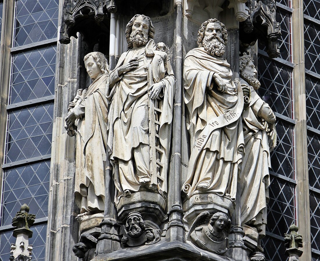 Entdecke die besten Sehenswürdigkeiten in Aachen Aachen ist eine wunderschöne Stadt im Herzen des Rheinlandes. Die Stadt ist bekannt für ihre historischen Sehenswürdigkeiten, wie dem Aachener Dom, dem Rathaus und dem Karlsbrunnen. Aber Aachen bietet noch viel mehr als nur historische Sehenswürdigkeiten. Wenn Sie Aachen besuchen, sollten Sie sich auf jeden Fall die Zeit nehmen, um die besten Sehenswürdigkeiten der Stadt zu erkunden. Aachener Dom Der Aachener Dom ist eine der berühmtesten Sehenswürdigkeiten der Stadt. Der Dom wurde im 8. Jahrhundert erbaut und ist eine der ältesten Kathedralen in Deutschland. Der Dom ist ein wichtiges religiöses und kulturelles Zentrum der &hellip;