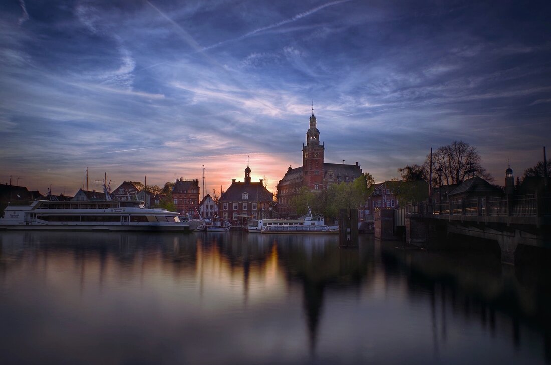 Leer, Ostfriesland – Eine Stadt voller Sehenswürdigkeiten Leer, Ostfriesland ist eine charmante Stadt in der Nähe der deutschen Nordseeküste. Es ist bekannt für seine malerischen Landschaften, seine historischen Sehenswürdigkeiten und seine einladende Atmosphäre. Wenn Sie nach einem Ort suchen, an dem Sie einige der besten Sehenswürdigkeiten in Deutschland erleben können, ist Leer, Ostfriesland der perfekte Ort für Sie. Hier sind einige der besten Sehenswürdigkeiten in Leer, Ostfriesland. Der historische Marktplatz von Leer Der historische Marktplatz von Leer ist ein Muss für jeden Besucher. Es ist ein wunderschöner Platz, an dem Sie die Geschichte und Kultur der Stadt erleben können. Der …