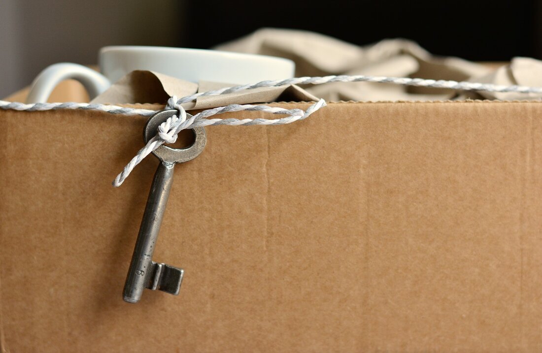 Das Planen und Durchführen eines Umzugs kann eine stressige und zeitaufwändige Aufgabe sein. Glücklicherweise gibt es professionelle Unternehmen wie AID Umzüge, die Ihnen helfen, den Umzug reibungslos und effizient zu gestalten. Mit ihrem qualitativ hochwertigen Service und wettbewerbsfähigen Preisen ist AID Umzüge die erste Wahl für Umzüge von, nach und innerhalb der Stadt Starnberg. Lesen Sie weiter, um mehr über die herausragenden Leistungen von AID Umzüge zu erfahren. Hochwertiger Service und Erfahrung: AID Umzüge ist ein renommiertes Umzugsunternehmen, das über langjährige Erfahrung und Fachkenntnisse in der Branche verfügt. Sie bieten ihren Kunden einen erstklassigen Service, der darauf abzielt, den Umzugsprozess …