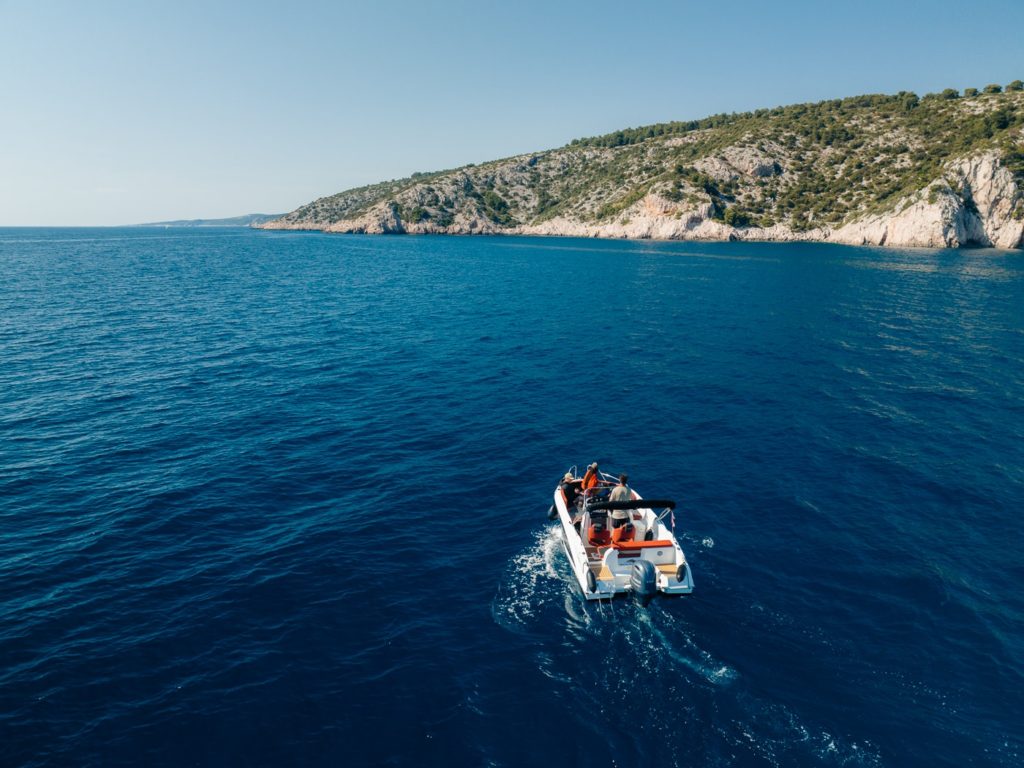 Gemietetes Schnellbootfahren auf den kroatischen Inseln