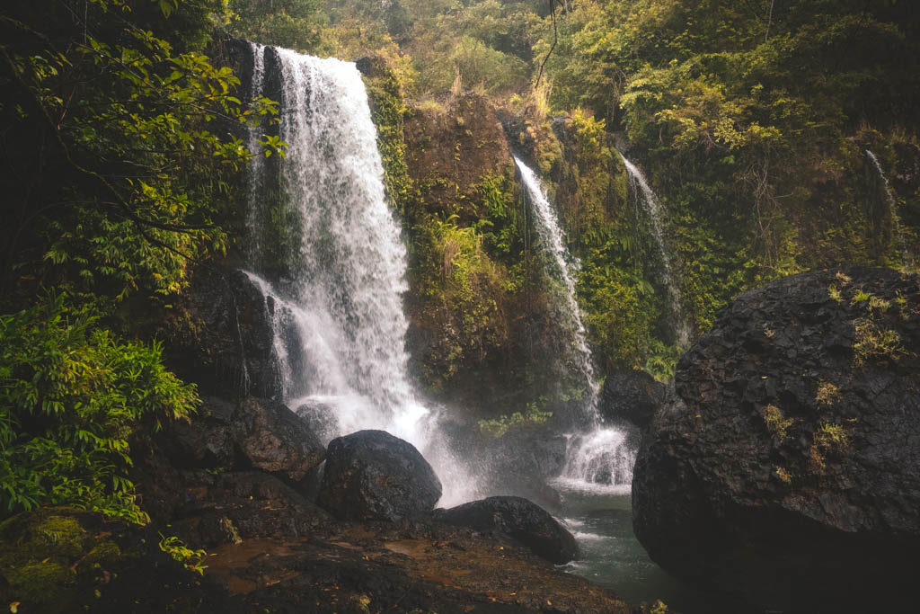 TCHUPALA FALLS, WASSERFÄLLE IN CAIRNS, DIE BESTEN CAIRNS FALLS, CAIRNS ATTRAKTIONEN, ZU TUN
