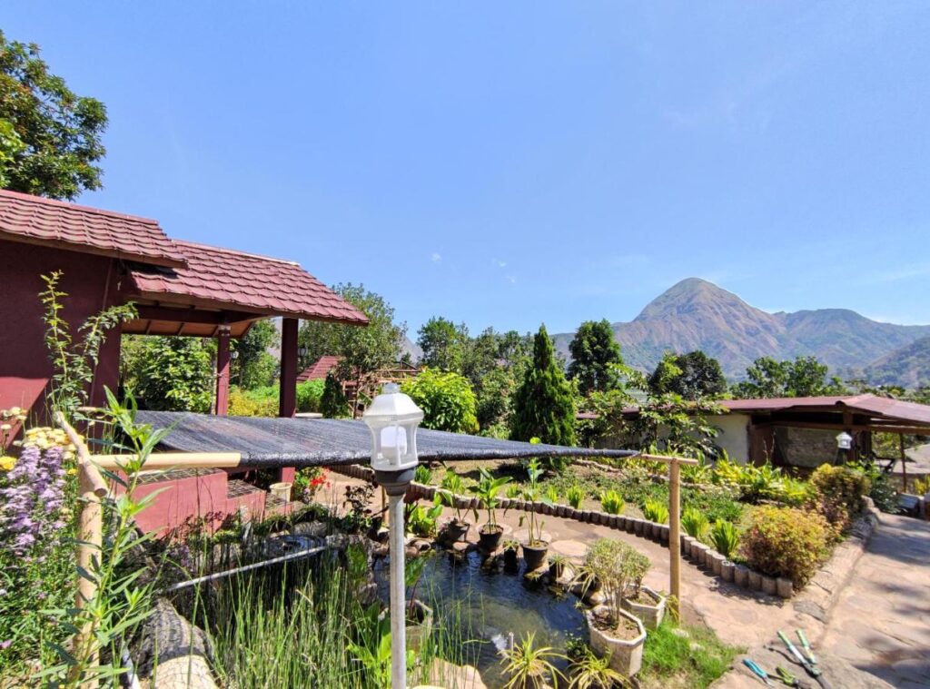 SEMBALUN KITA HÜTTE IN LOMBOK INDONESIEN