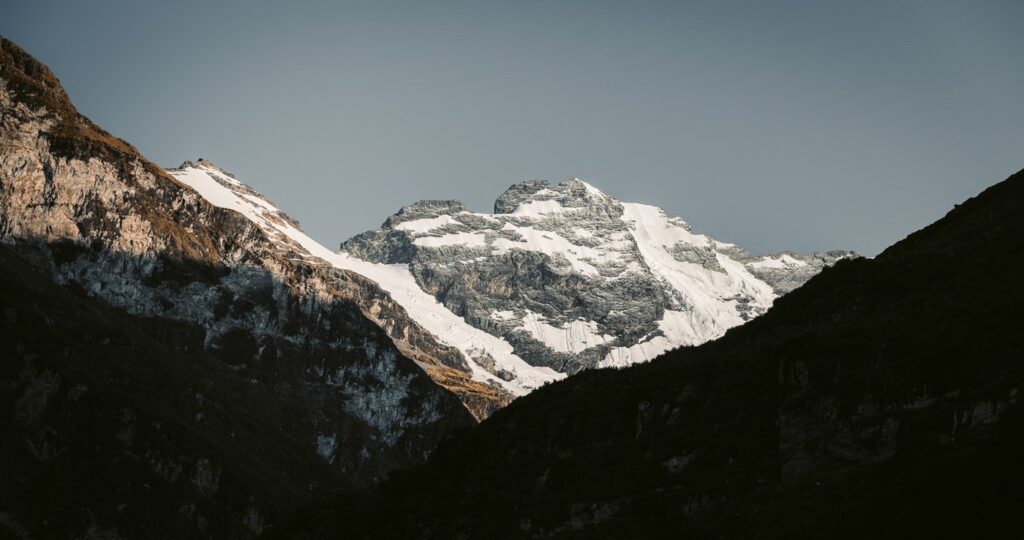 MT EARNSLAW UND GLETSCHER