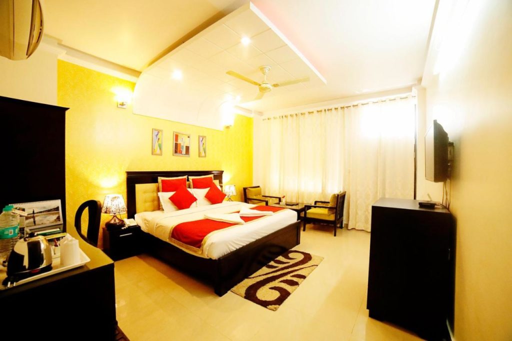 Rishikesh-Hotel