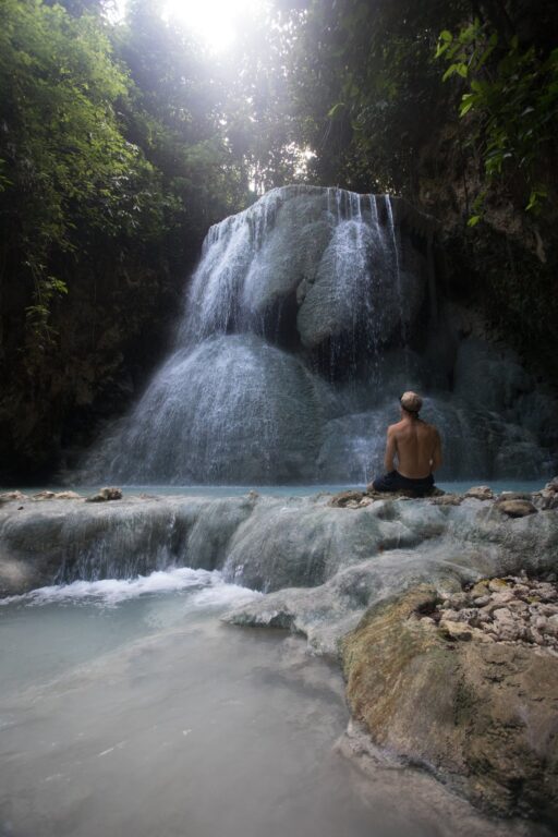 Olly Gaspar Aguinid Falls