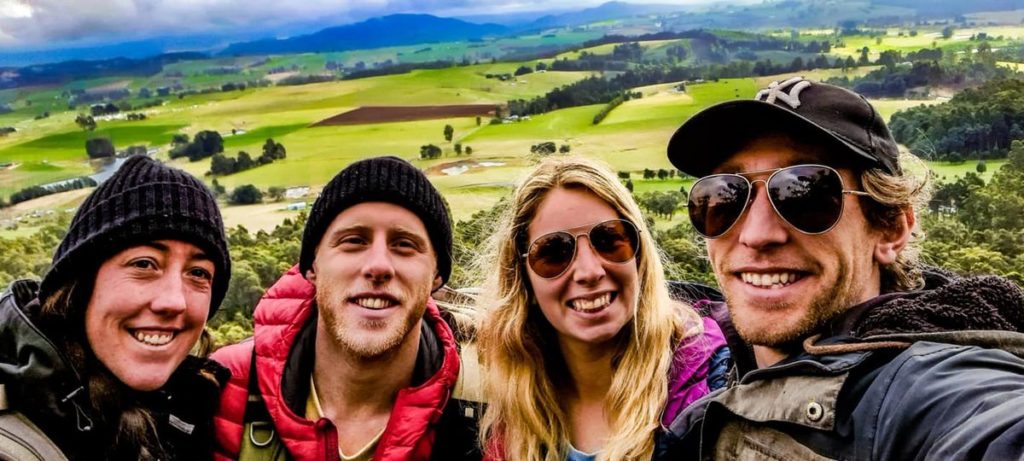 Wir suchen Reise und Karawane des Mutes