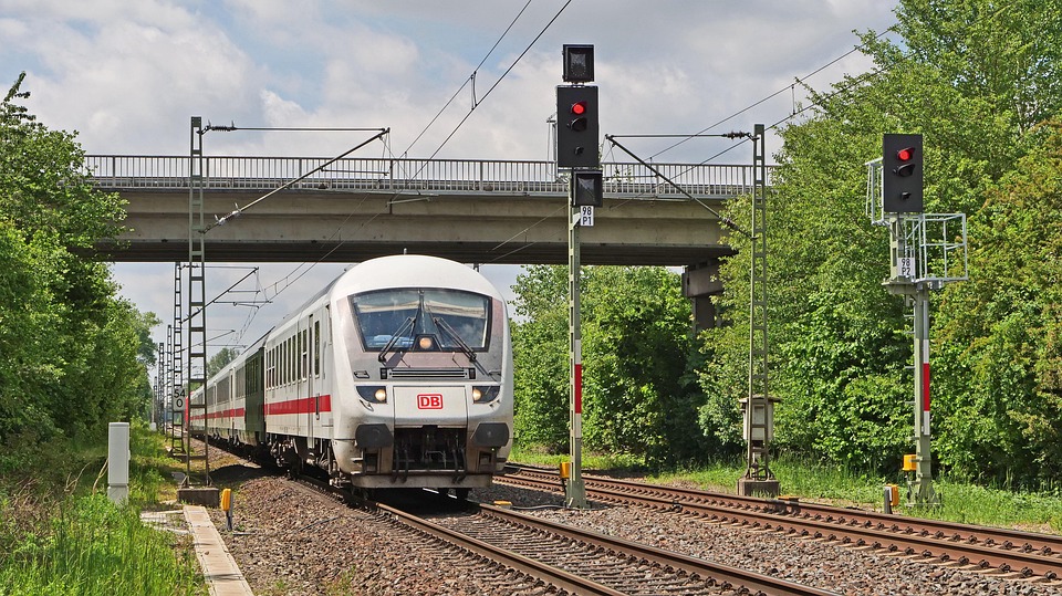 Bahn statt Flug: Deutschlands Umstieg auf nachhaltige Reisen kommt!