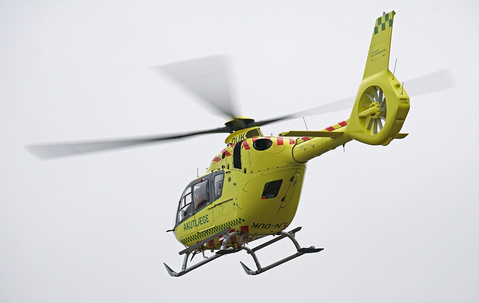 Medizinischer Notfall auf Aida Perla: Dramatische Rettung auf der Elbe!