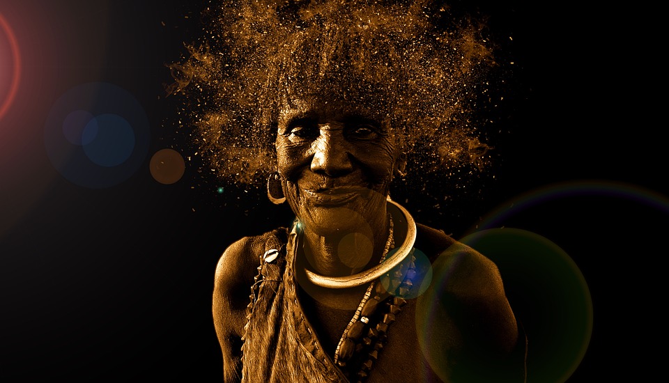 Seniorin entkommt Betrugsmasche: Nachbar rettet Wertgegenstände!