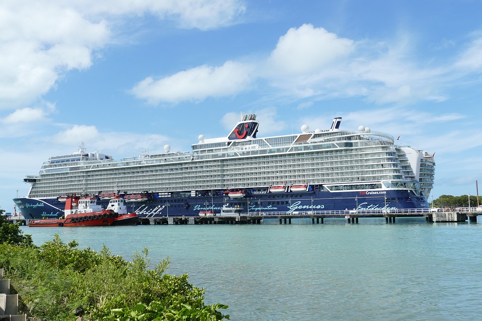 TUI steigert Umsatz trotz Verlust: Ausblick für 2025 bleibt optimistisch