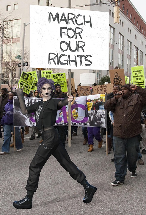 Verbraucherschützer fordern Aktion gegen hohe Handgepäckgebühren!