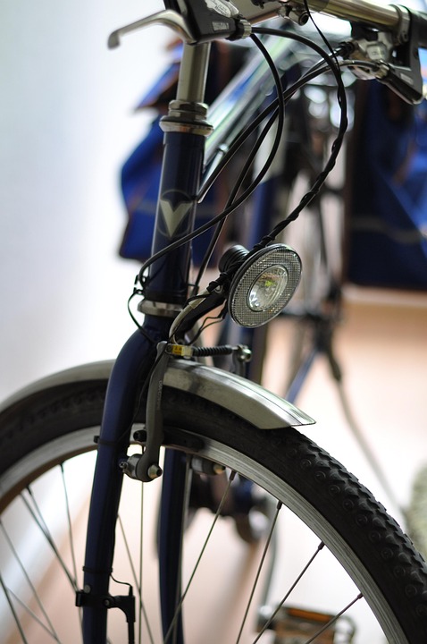 Fahrradreisende in Not: ÖBB-Railjets bieten kaum Platz für Drahtesel!