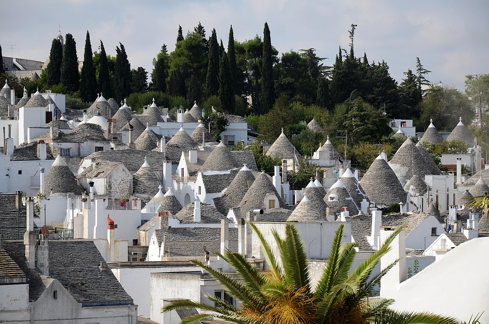 Alberobello: Entdecken Sie die faszinierenden Trulli im Apulien!