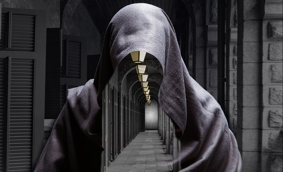 Verborgene Schönheiten: Europas verfallene Schlösser und Burgen entdecken!