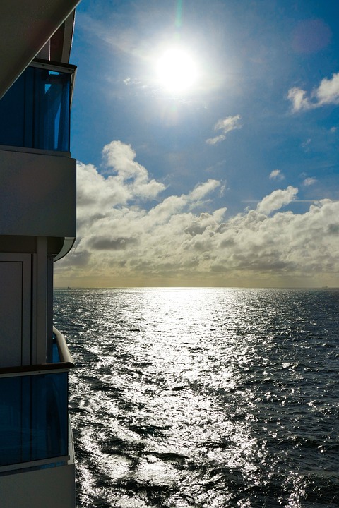 Sturmchaos auf See: AIDAprima ändert Route wegen schlechtem Wetter!