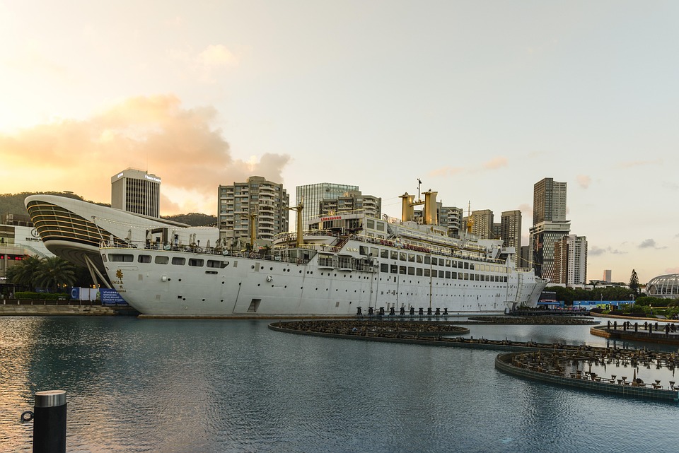 Pauschal genial: Neue Kampagne zur Stärkung der Reisebranche auf der ITB!