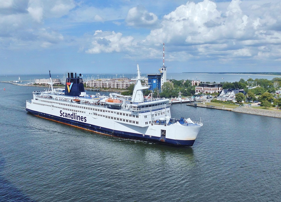 Kreuzfahrtsaison 2026: Warnemünde erwartet 162 Anläufe und viele Gäste!